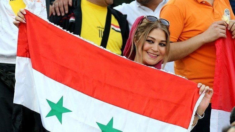 كيف دخلت السيدات الإيرانيات إلى  المدرجات خلال مباراة سوريا-إيران رغم الحظر؟