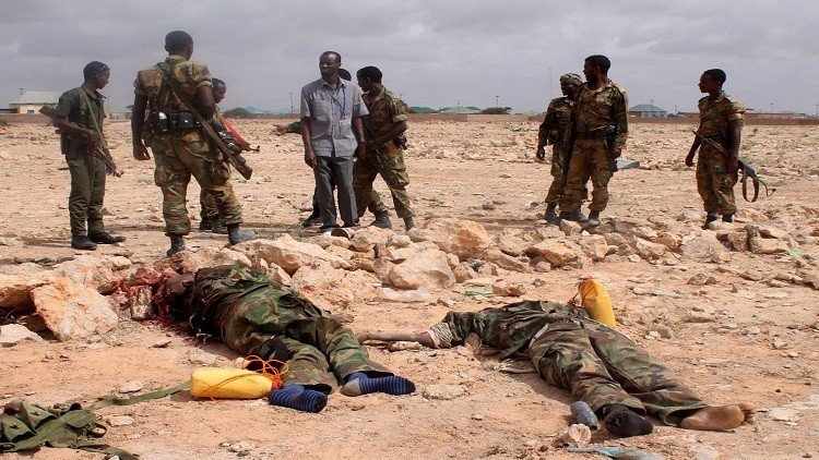 الشباب تذبح 4 رجال في كينيا