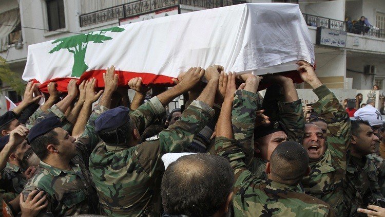 لبنان.. تحديد هويات 10 جثث لعسكريين أعدمهم "داعش"