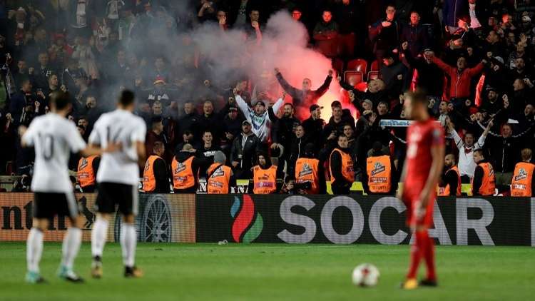 الاتحاد الدولي يحقق في الهتافات النازية في تصفيات مونديال 2018