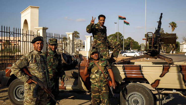 الجيش الليبي يأمل في فرض سيطرته على طرابلس دون قتال