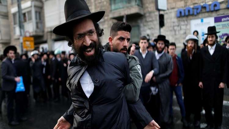 تظاهرة ليهود متشددين يرفضون الخدمة الإلزامية في إسرائيل