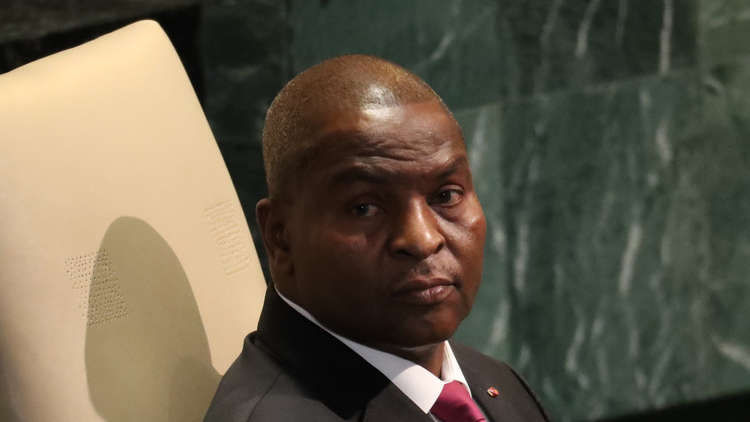 رئيس إفريقيا الوسطى لدول العالم: لا تنسونا!