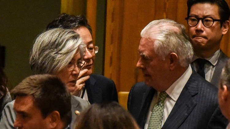 تيلرسون يبحث مع نظيرته الكورية الجنوبية تهديدات بيونغ يانغ 