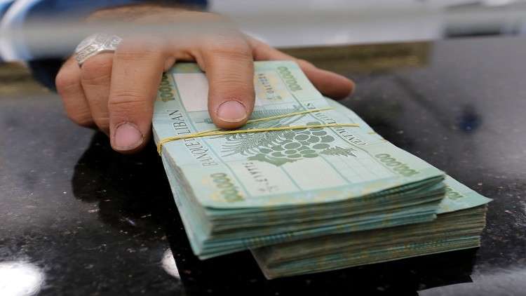 زيادة الضرائب مخرج لبنان لرفع أجور الموظفين