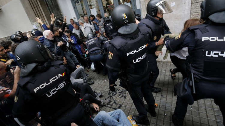 حقوقيون روس يدعون إلى تحقيق دولي في أعمال العنف بكتالونيا