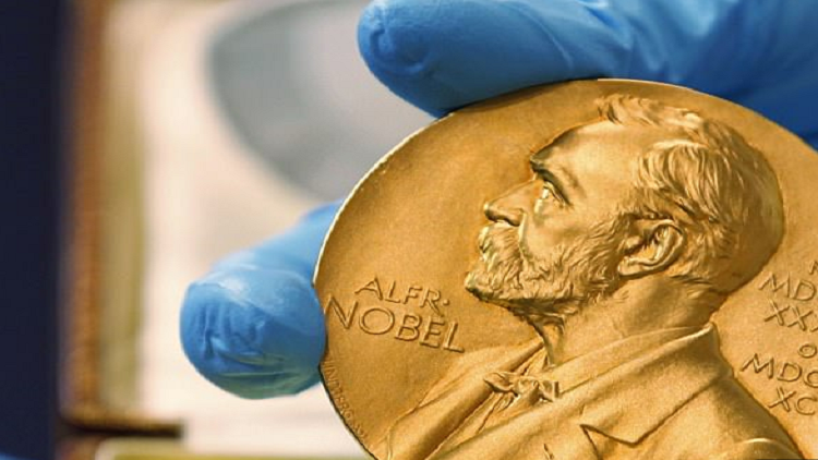 فوز 3 علماء كشفوا غموض ساعتنا البيولوجية بجائزة نوبل للطب!
