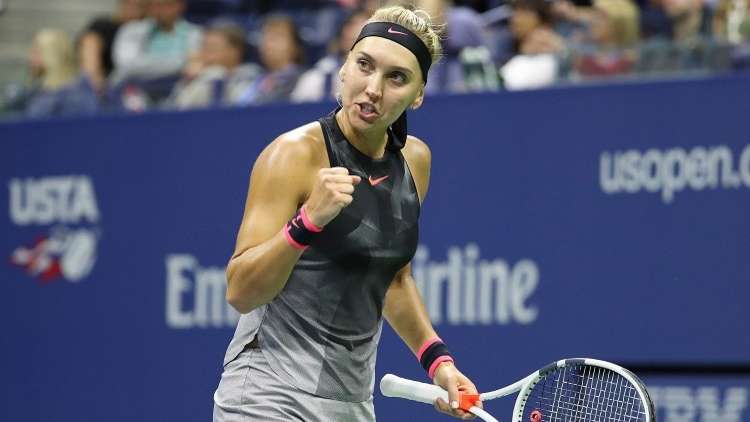 الروسية فيسنينا تواصل رحلتها في بكين