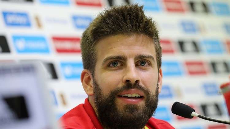 بيكيه يحدد مستقبله مع منتخب إسبانيا