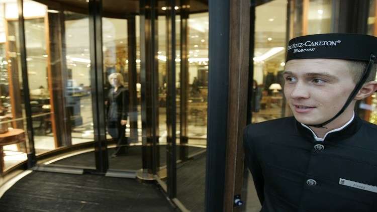 الفنادق الفاخرة قرب الكرملين محجوزة بالكامل للوفد المرافق للملك سلمان 