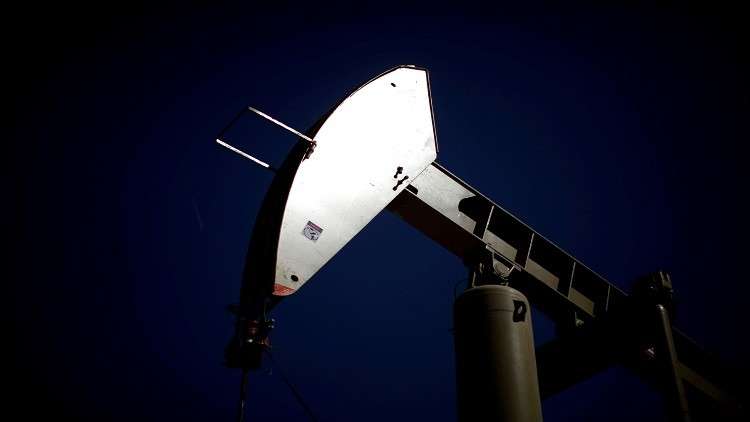 انخفاض أسعار النفط بفعل بيانات أمريكية 