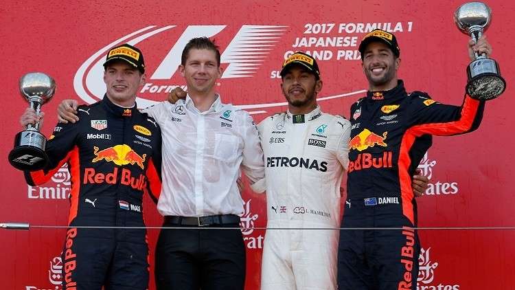 فورمولا-1.. هاميلتون يضع قدما على منصة التتويج