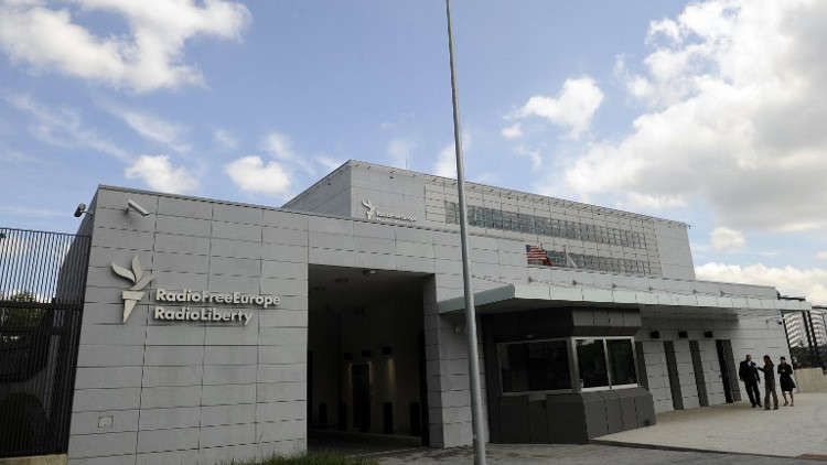 موسكو تنذر وسائل إعلام أمريكية بإمكانية تقييد نشاطها ردا على ضغط واشنطن ضد RT