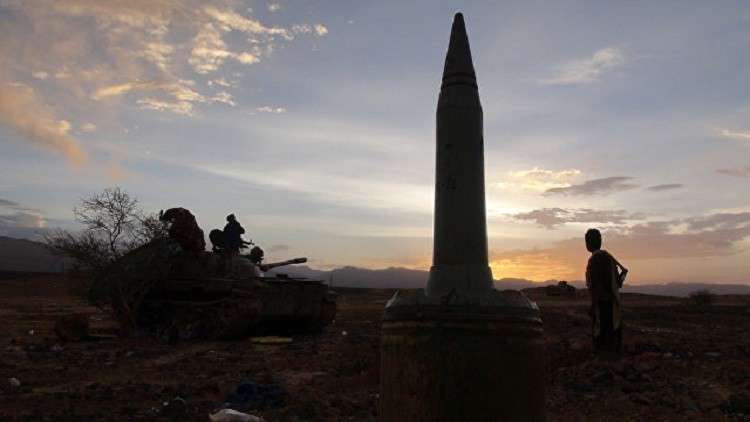 إطلاق صاروخ بالستي من اليمن على قاعدة عسكرية سعودية في جيزان