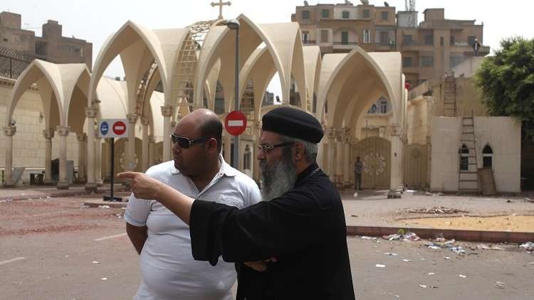 مقتل رجل دين قبطي في القاهرة 