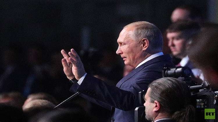 بوتين يحث الشباب على تخليص العالم من الحروب والنزاعات!