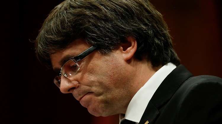 كتالونيا تدعو للتهدئة قبل انقضاء مهلة مدريد