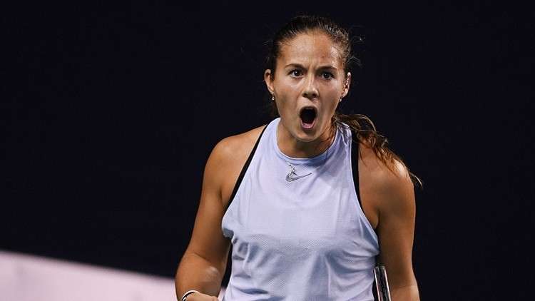 كاساتكينا تواصل تقدمها في كأس الكرملين