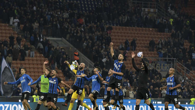 إنتر ميلان يعتلي صدارة "الكالتشيو" مؤقتا