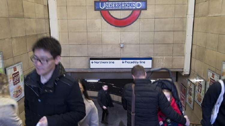 "قلب روسيا" يشق طريقه في مترو أنفاق لندن