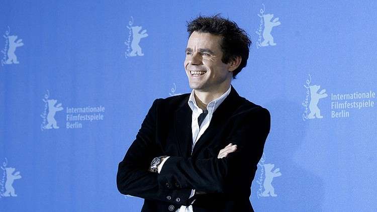 توم تيكوير رئيسا للجنة تحكيم