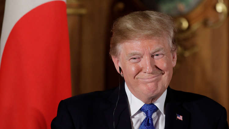 ترامب يتباهى بأسلحة بلاده