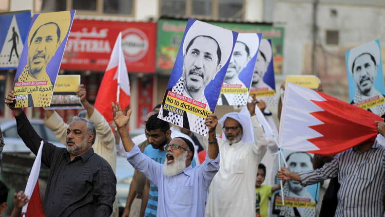 زعيم المعارضة البحرينية المسجون يحاكم بسبب قطر