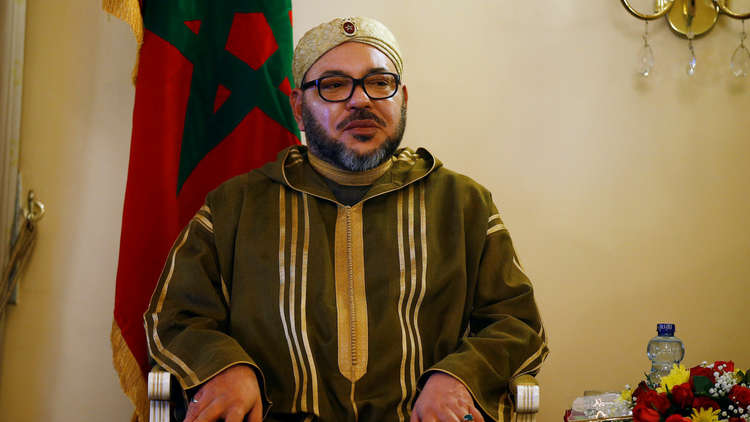 ملك المغرب يصل قطر في أول زيارة له بعد الأزمة الخليجية