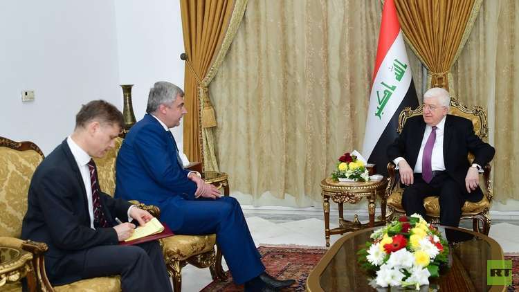 السفير الروسي يسلم معصوم رسالة من بوتين