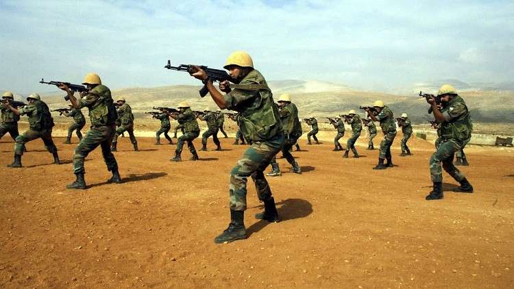 أرشيف - جنود سوريون