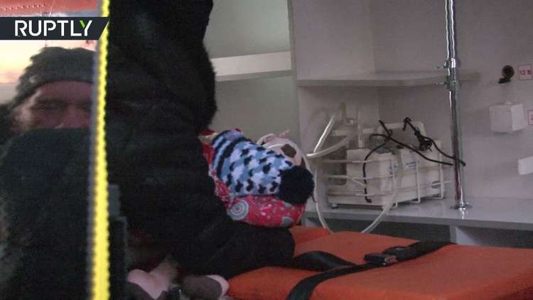 طفلة روسية تنجو بأعجوبة من كارثة تحطم طائرة ركاب