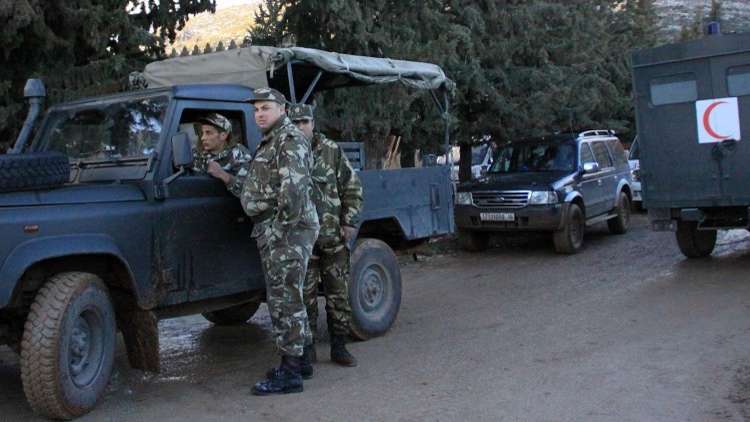 الجيش الجزائري يدمر مخابئ للمسلحين في 