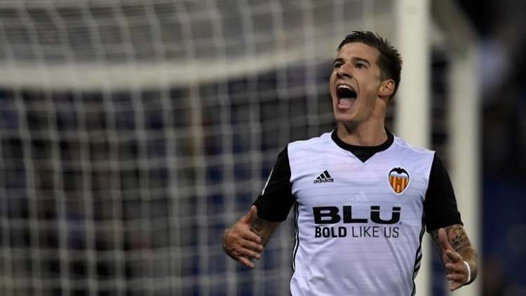 فالنسيا يخرج من برشلونة منتصرا