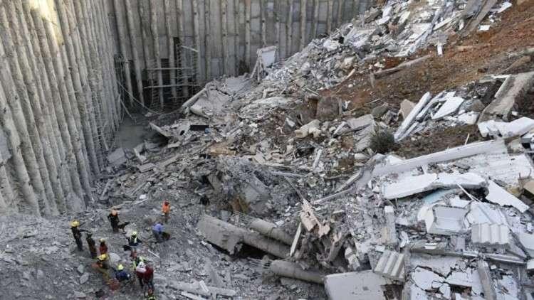 الأرض تبتلع 4 مبان سكنية في المكسيك