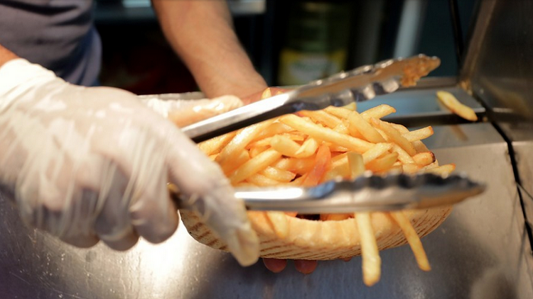  هل يساهم تناول الأطعمة الدهنية في حماية كوكبنا؟