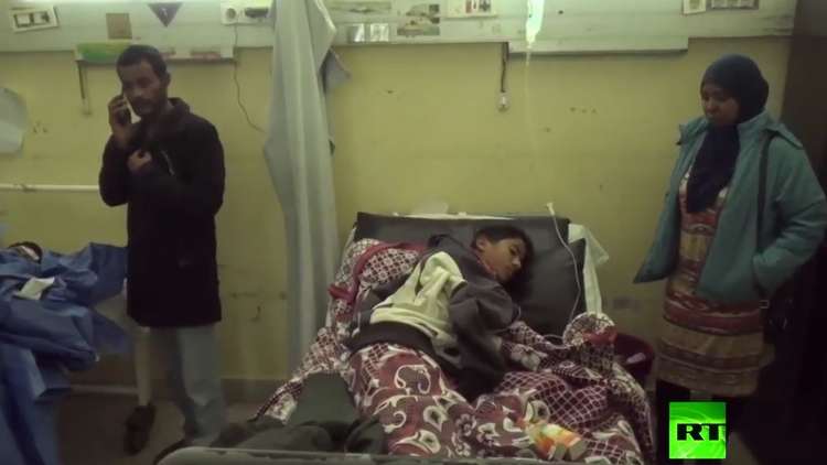 طفل مصاب يروي ما فعله الإرهابيون مع الأطفال داخل مسجد الروضة