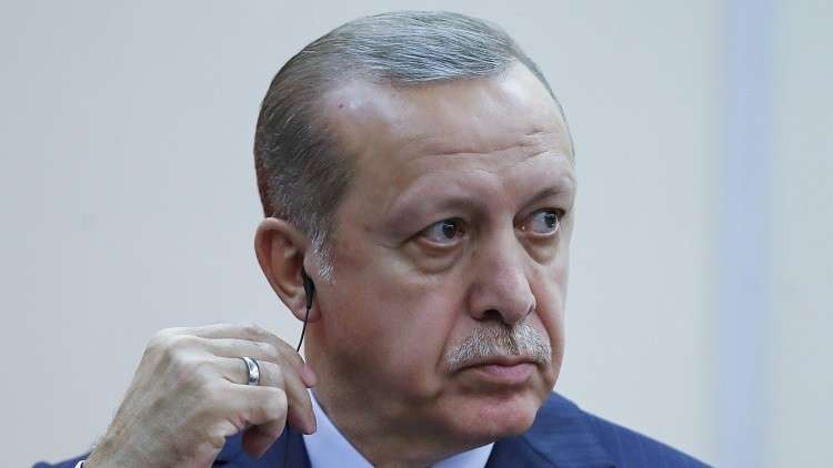  المعارضة التركية تتهم أقارب أردوغان بتحويلات 