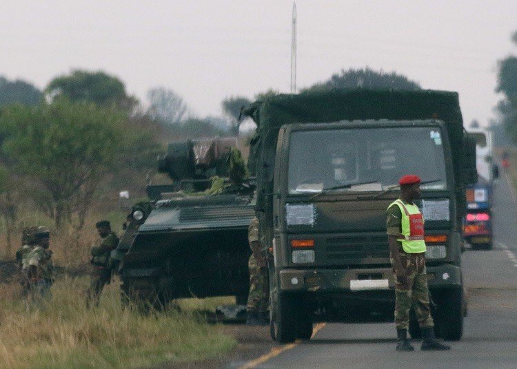 زيمبابوي.. بيان عسكري ولا انقلاب على روبرت موغابي