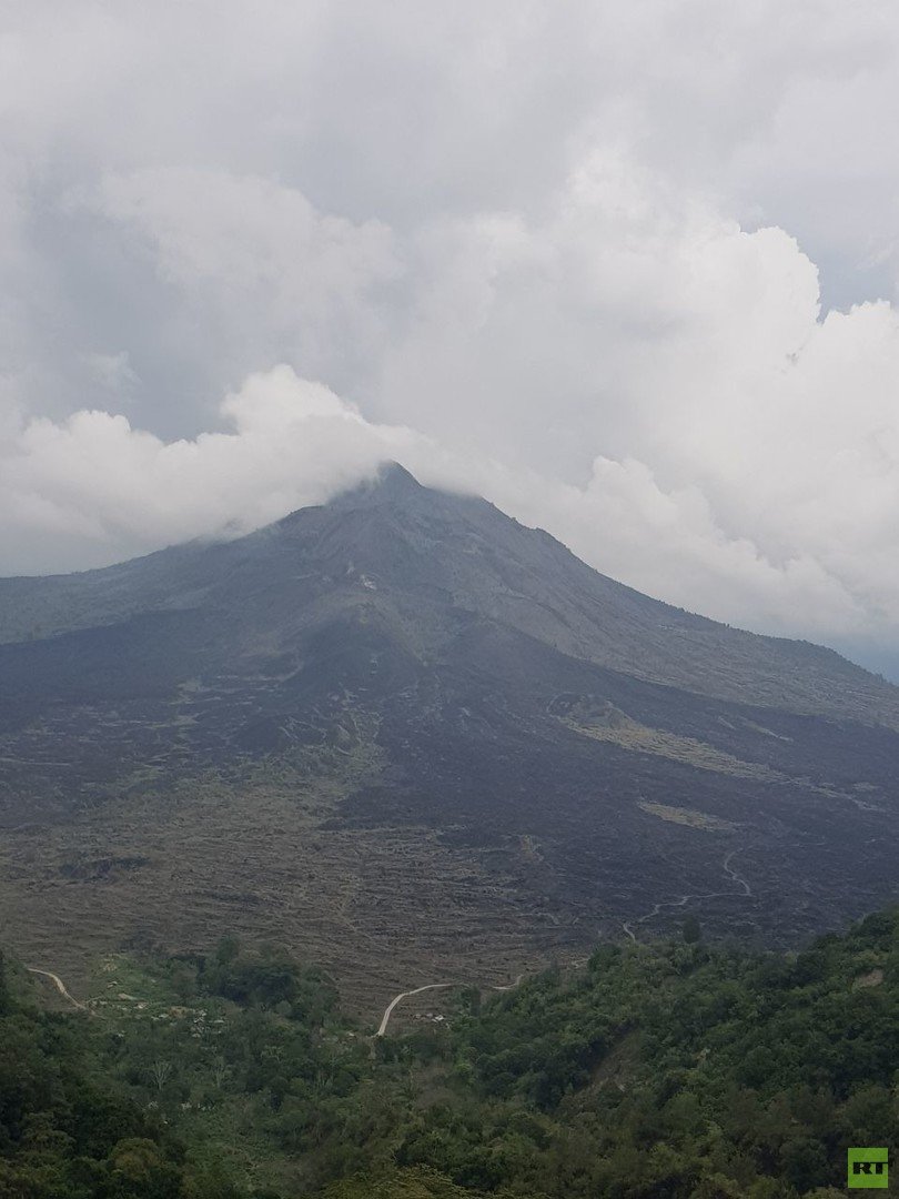 إندونيسيا.. بالي تحت رحمة البركان