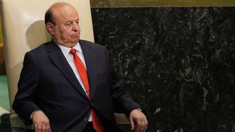 هادي يوعز للجيش الوطني بفتح عدد من الجبهات للدخول إلى صنعاء