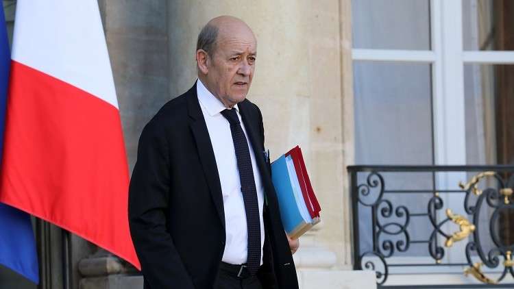 باريس: واشنطن استبعدت نفسها كوسيط في عملية السلام 