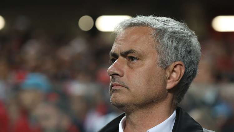 مورينيو يحذر روسيا من مصر