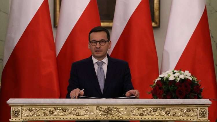 مورافيتسكي يؤدي اليمين رئيسا لوزراء بولندا 