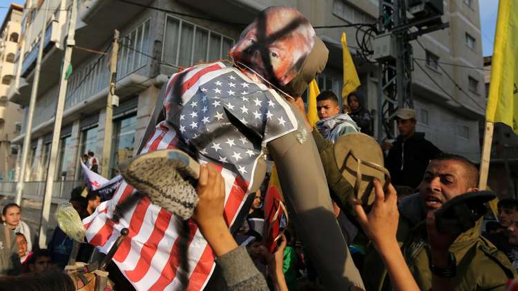 بوتين يحاول استمالة العرب الغاضبين من ترامب 