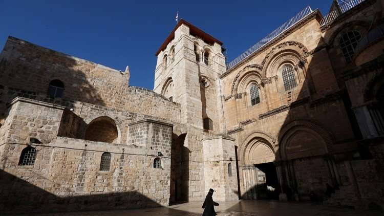 أمين مفتاح كنيسة القيامة يرفض استقبال بينس