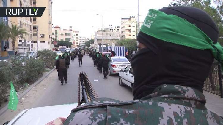 حركة حماس تحتفل بيوبيلها باستعراض عسكري
