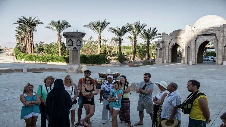 مصر تعتزم سحب السياح الروس من تركيا