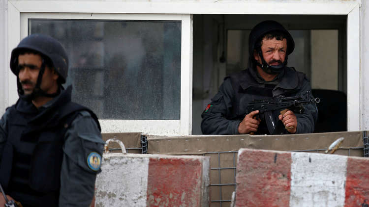  مقتل 14 شرطيا في هجومين لـ"طالبان" جنوب أفغانستان