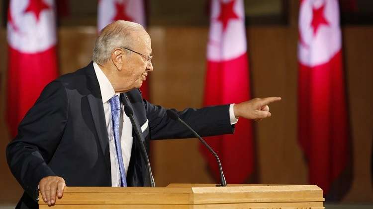 الرئيس التونسي: العمل مع بن علي ليس جريمة