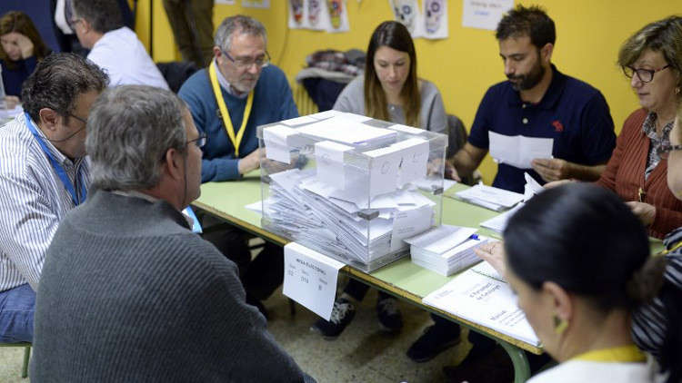 الانفصاليون يتصدرون الانتخابات البرلمانية في كتالونيا
